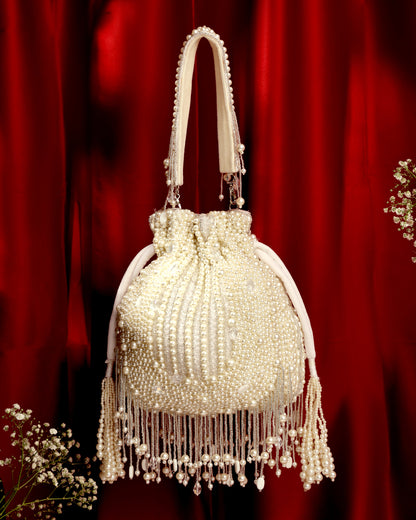 Elara Sling Bag