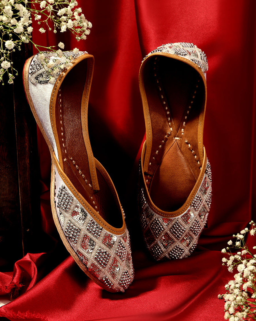 Juttis